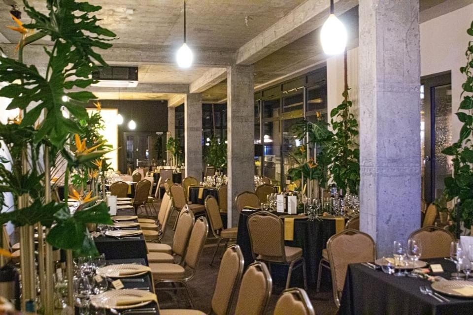 Amber Port Hotel Дарволко Екстериор снимка