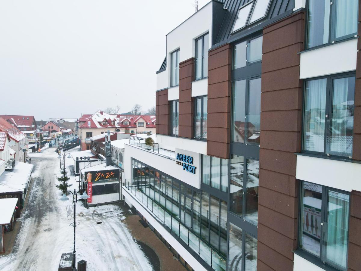 Amber Port Hotel Дарволко Екстериор снимка