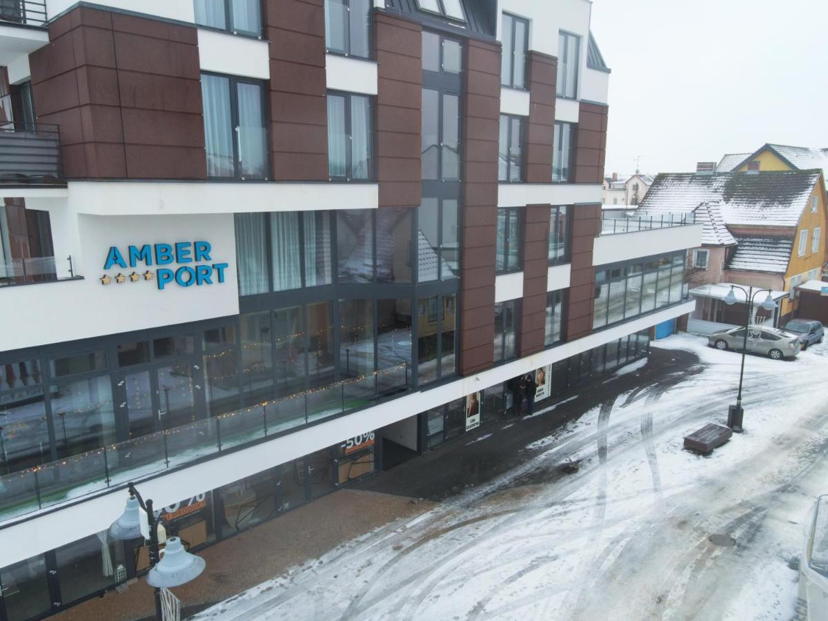 Amber Port Hotel Дарволко Екстериор снимка